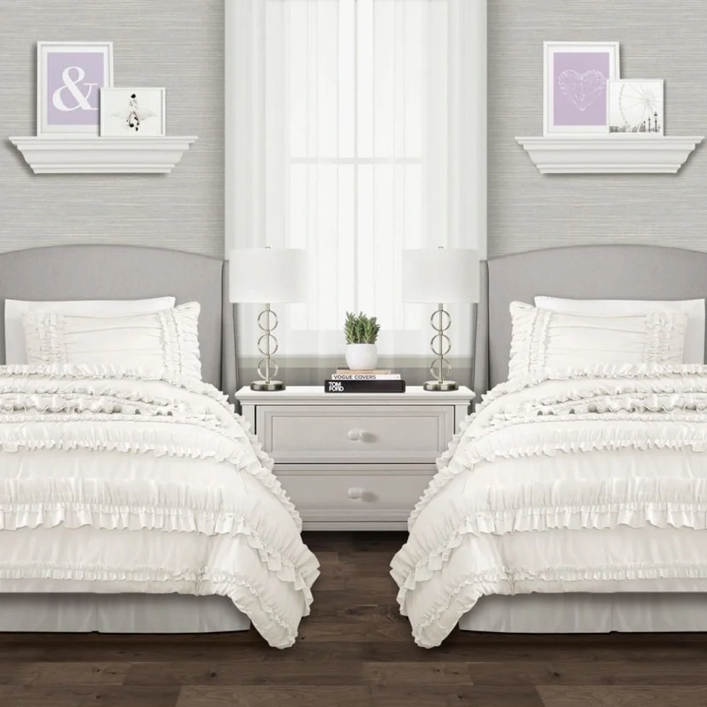 Lush Decor Belle White Comforter 3 Piece Set! Twin XL